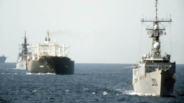 Tanker escort in the Arabian Gulf, Operation Earnest Will, 1987 (USN)
