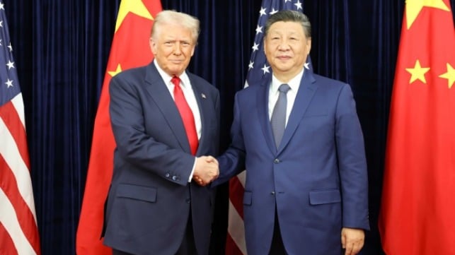 U.S. President Donald Trump and Chinese President Xi Jinping in Busan, October 2025 (Chinese Foreign Ministry press handout)