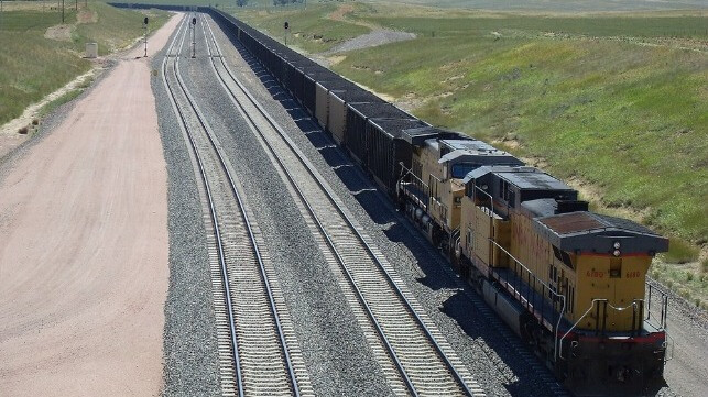 Union Pacific coal train, Wyoming (Wuzel007 / CC BY SA 4.0)