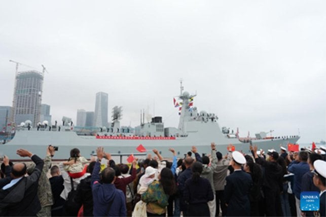 Chinese warship departing