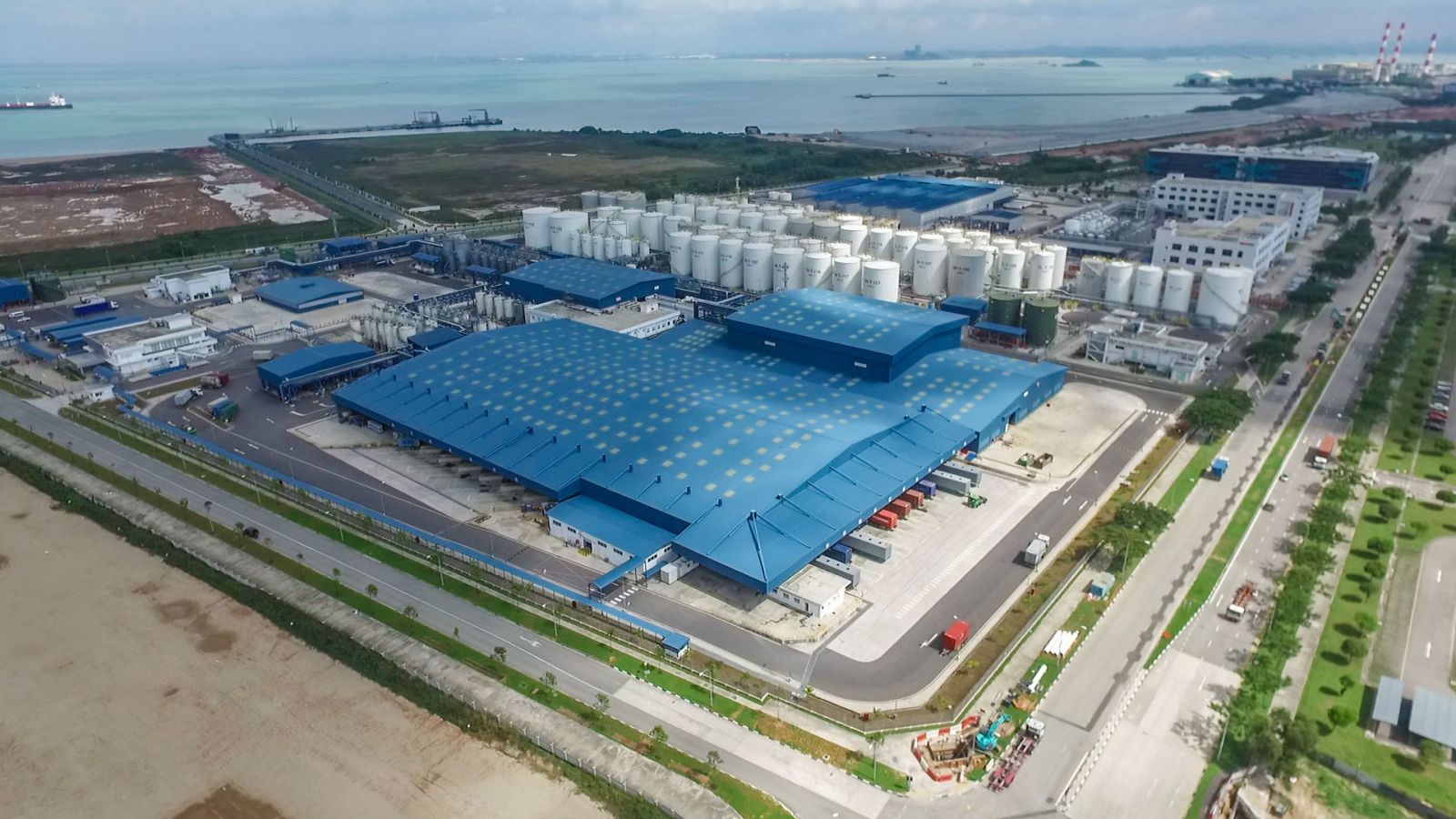 Shell lubricant plant in Singapore
